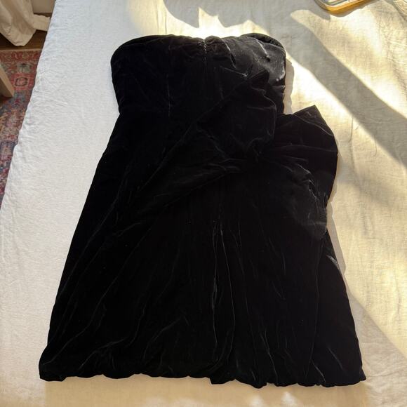 Marc by Marc Jacobs Black Velvet Strapless Mini Dress with Built in Bra - 4 - Picture 8 of 12